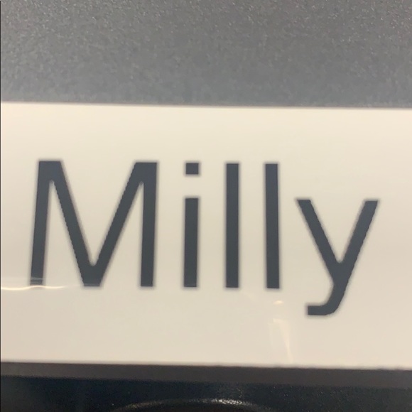 Profile Picture of Milly Perez (@nicnatash1127) on Poshmark