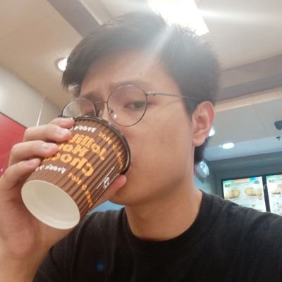 Profile Picture of Justin Albert Flores (@_justinalbert) on Twitter