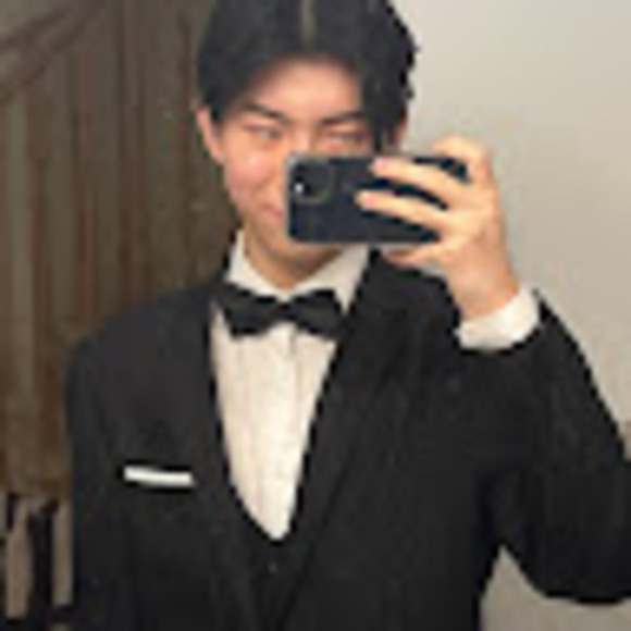 Profile Picture of Jason Wei (@jasonwei) on Poshmark