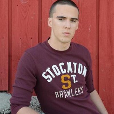 Profile Picture of Jared Pyles (@Jarebear014) on Twitter