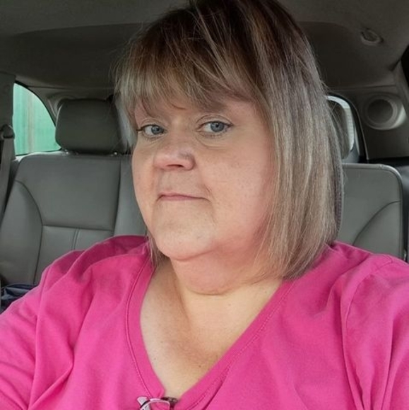 Profile Picture of Michelle Mcconnaughay (@mcconnam624) on Poshmark