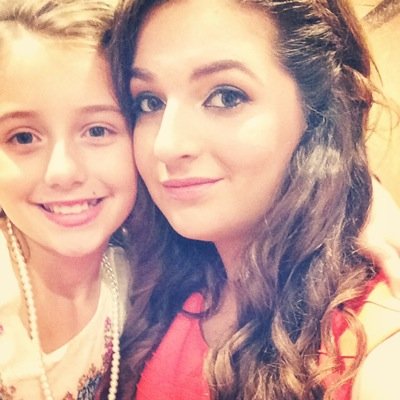 Profile Picture of Violet Nikprelaj (@violetnikprelaj) on Twitter