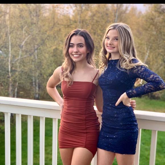Profile Picture of Giselle Neiser (@flexigiselle) on Poshmark