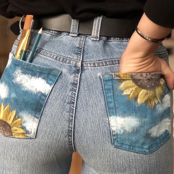 Profile Picture of Jay Prinella (@jessyp635) on Poshmark