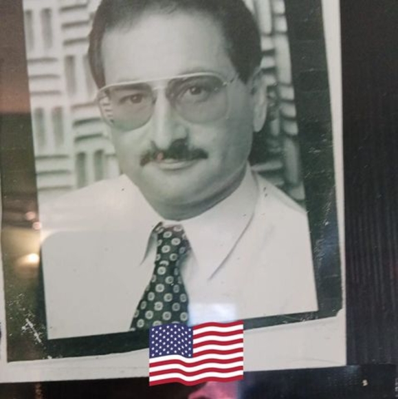 Profile Picture of Robert Witkin (@robertwitkin) on Poshmark