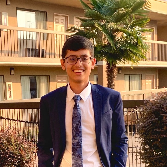 Profile Picture of Dev Patel (@devmp338) on Poshmark