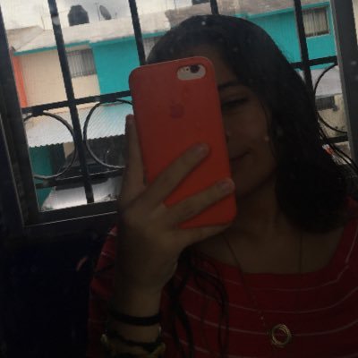 Profile Picture of Paula Parra De La Cruz (@paulaparra0913) on Twitter