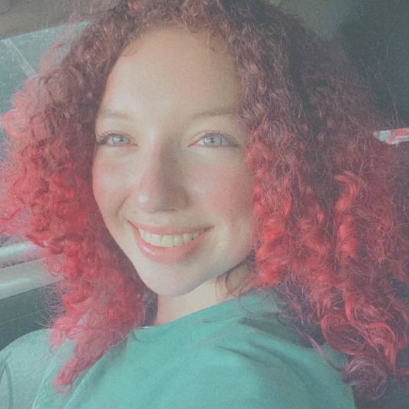 Profile Picture of Kierstin Hanifan (@kierstin_rose) on Poshmark