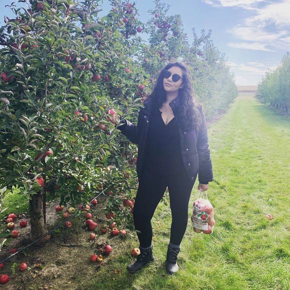 Profile Picture of Gina Decoud (@gina_decoud) on Poshmark