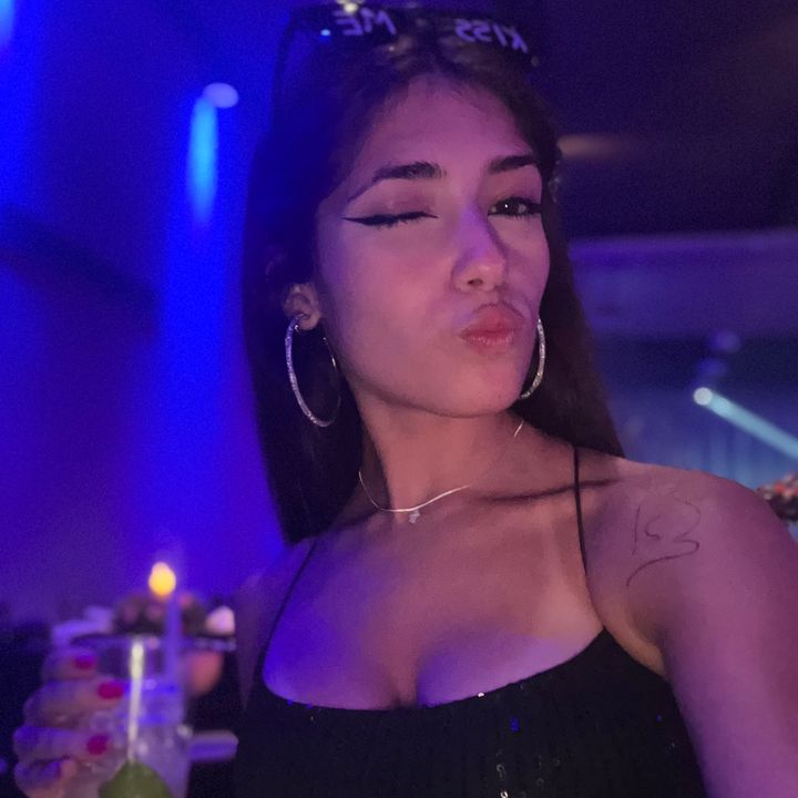 Profile Picture of bia🌻 (@bia_petri) on Tiktok