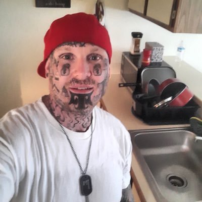 Profile Picture of Kris Hendricks (@KrisHen27454373) on Twitter