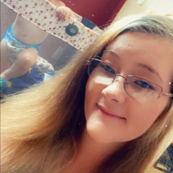Profile Picture of Destiny Hailer (@proudwife20) on Poshmark