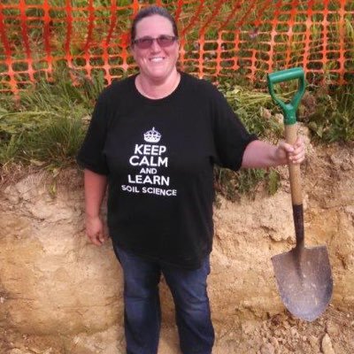 Profile Picture of Kris Nichols (@glomalin) on Twitter
