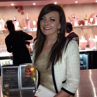Profile Picture of Vikki Foster (@foster_vikki) on Twitter