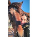 Profile Picture of Natasha Larsen 🐴✏️🎨🖌 (@larsennatasha) on Instagram