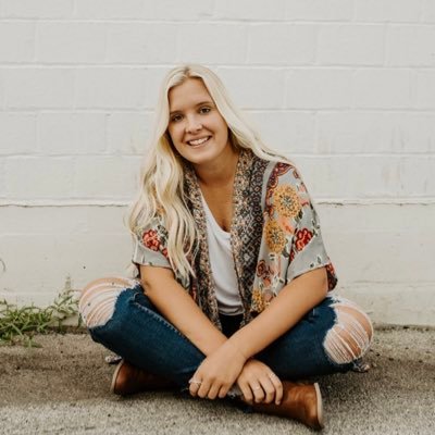 Profile Picture of Emma (@_emmahoman5) on Twitter