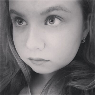 Profile Picture of Eva Hay (@amirova73) on Twitter