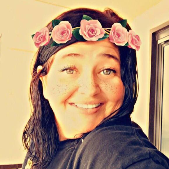 Profile Picture of Temple Fantroy (@tlazenby1981) on Poshmark