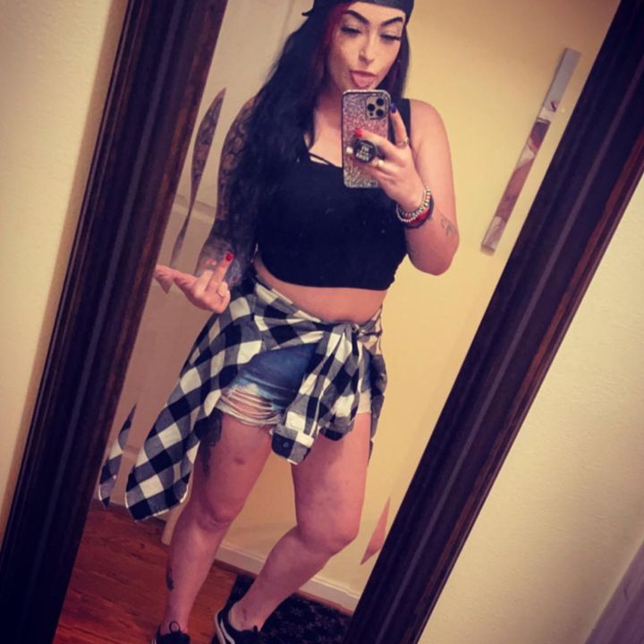 Profile Picture of Kelli Noel (@@kellinoelb) on Tiktok