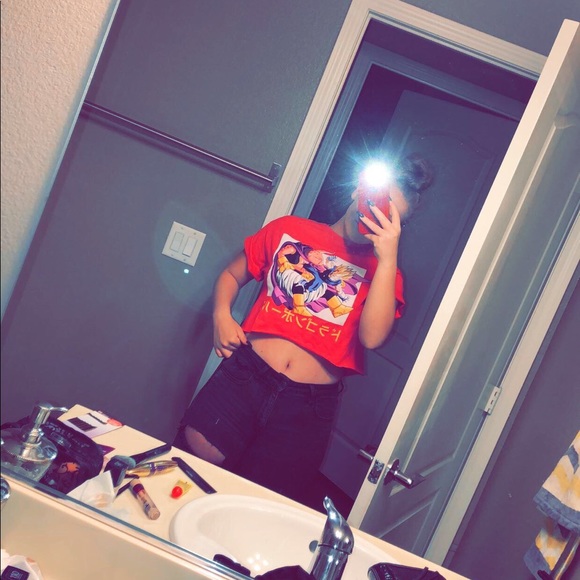 Profile Picture of Hailey Quinn (@haileyyyyyxoxo) on Poshmark