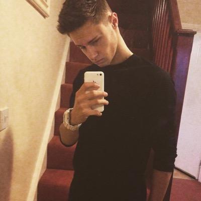 Profile Picture of Littletower (@JoshWebber11) on Twitter