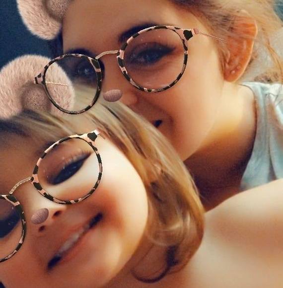 Maggie Léveillé - Poshmark Profile Picture of Maggie Léveillé (@maggye767) on Poshmark