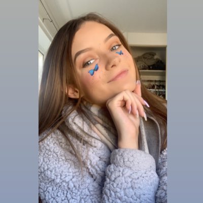 Profile Picture of Ella Dobson (@elladobson12) on Twitter