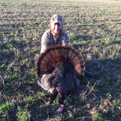 Profile Picture of Logan Tyler Buss (@_GusBuss) on Twitter