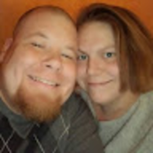 Profile Picture of Dannella Lambdin (@dnlambdin) on Poshmark