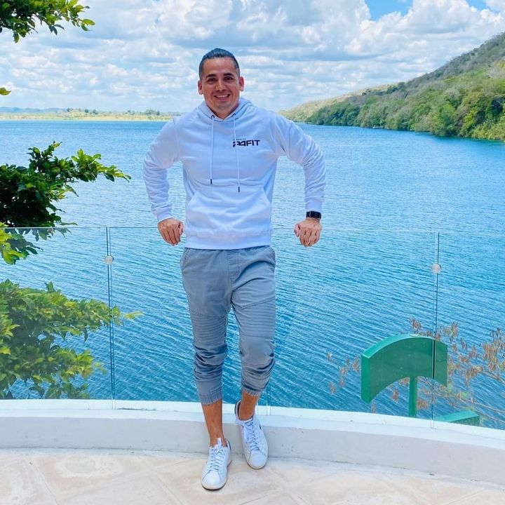 Profile Picture of Randy (@randyruano) on Tiktok