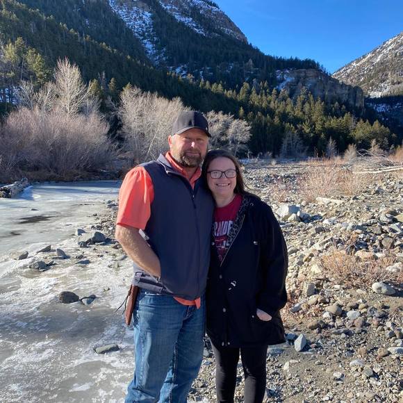 Profile Picture of Susie Redekopp (@sunflower82398) on Poshmark