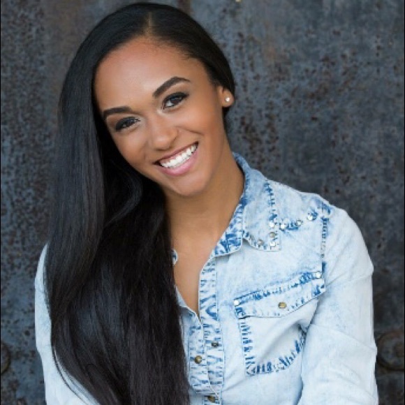 Profile Picture of Shawnta Swindell (@shawntascloset) on Poshmark