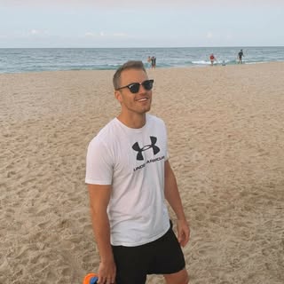 Profile Picture of Alex Hutchinson (@alexanderhutchinson) on Instagram