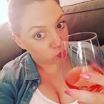 Profile Picture of Sharon Schmidt (@sharonsky22) on Instagram