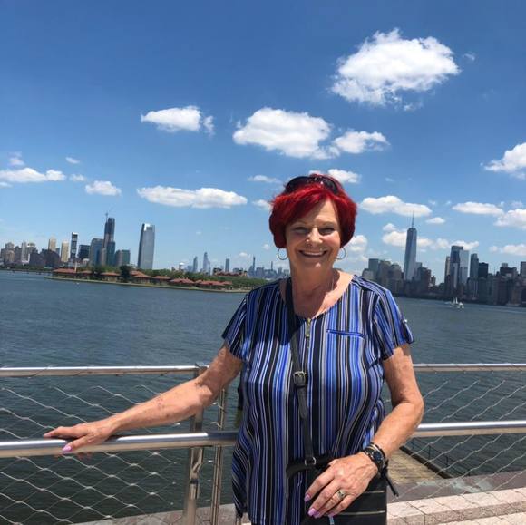 Profile Picture of Janice Knevals (@jknevals) on Poshmark