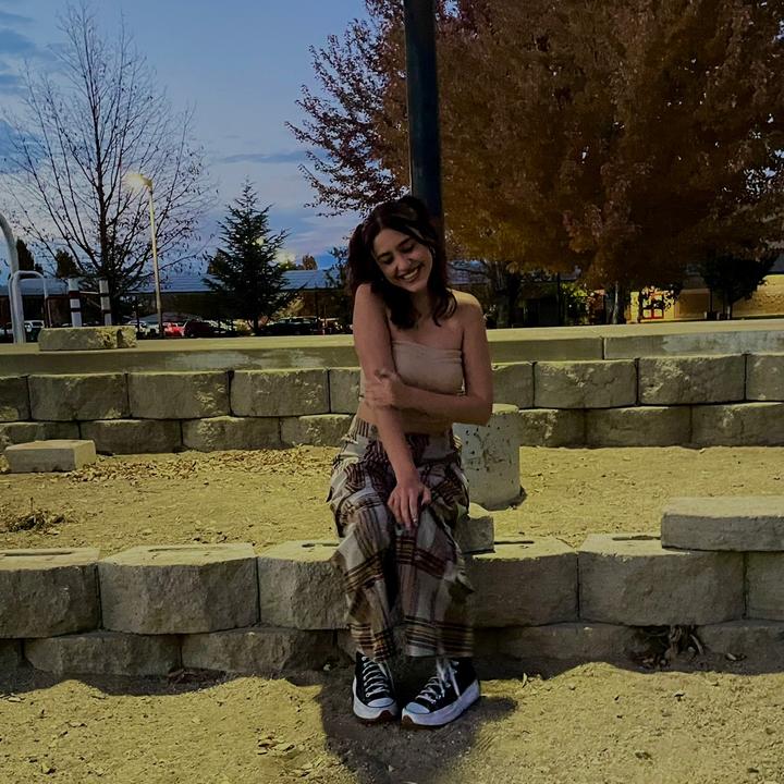 Profile Picture of   Sofia Moore💗(@sofiammoore)... (@sofiammoore) on Tiktok