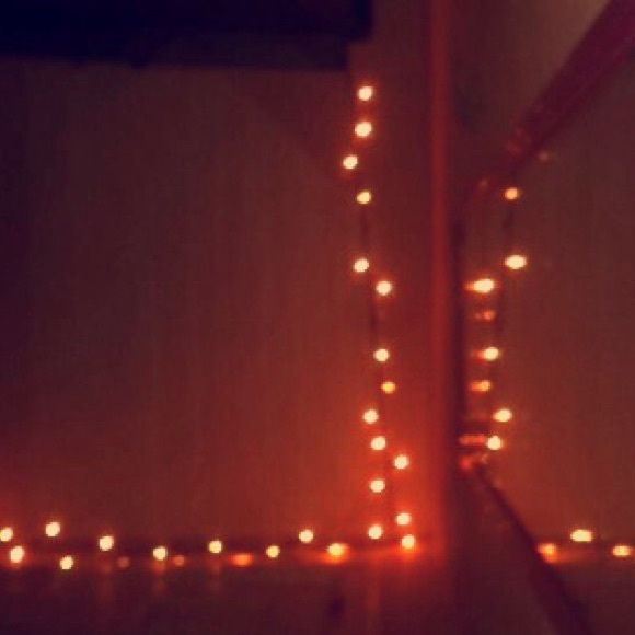 Profile Picture of Leilani Kaopio (@leilaninoel) on Poshmark