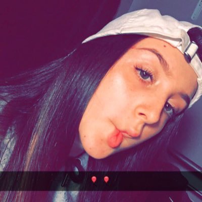 Profile Picture of Jenna Shea (@2000Shea) on Twitter