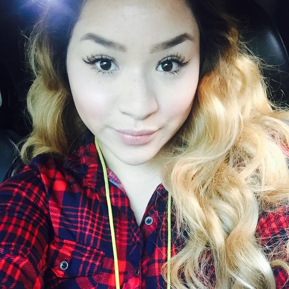 Profile Picture of Jimena Reyes (@teresitabby) on Poshmark