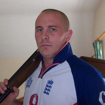 Profile Picture of Dave Lamble (@DaveLamble) on Twitter