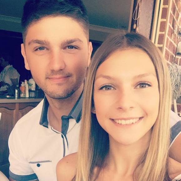 Profile Picture of Kira Legallant (@kira_legallant) on Poshmark