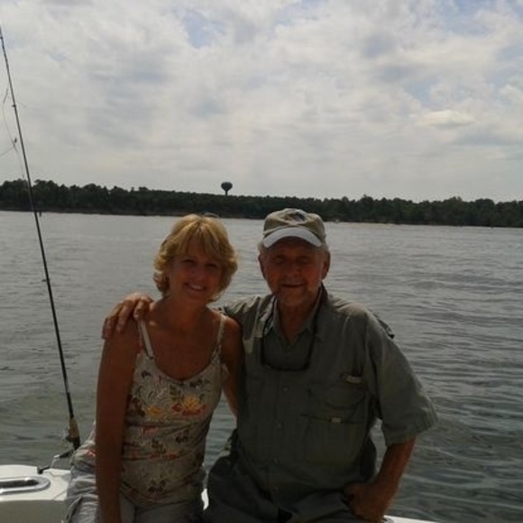 Profile Picture of Jennifer Milloy (@jmd8500) on Poshmark