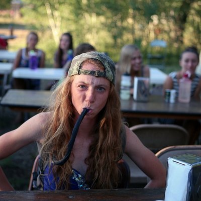 Profile Picture of Devon Bortfeld (@runpeachesrun) on Twitter