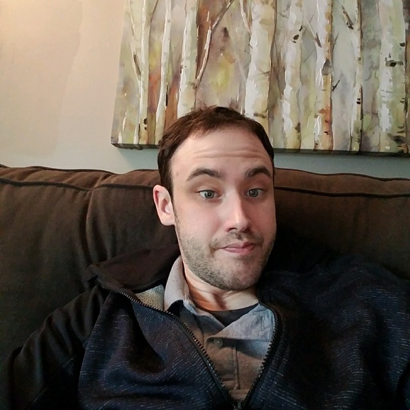 Profile Picture of Corey Phillips (@coreyp23) on Poshmark