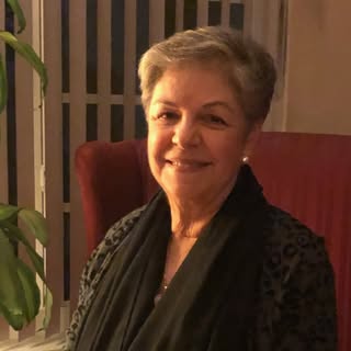 Profile Picture of Silvia Lopez (@silvialopezauthor) on Instagram