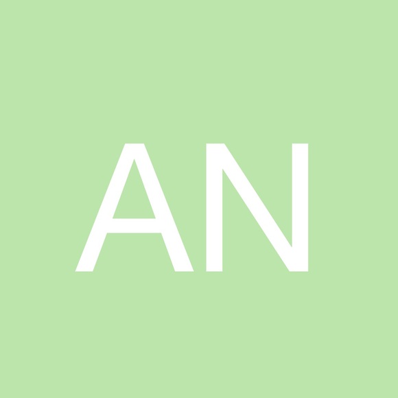 Profile Picture of Amber nunnner Nunnnery (@ambercnunnery) on Poshmark