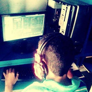 Profile Picture of Douglas Wzn Silva (@wzznpbbr) on Facebook