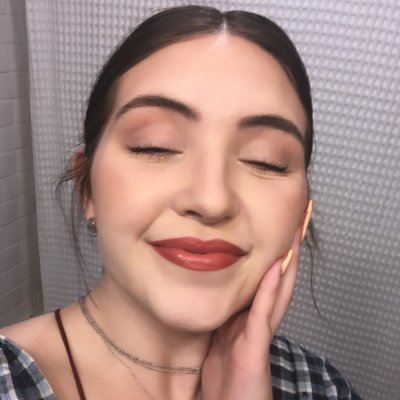 Profile Picture of Lilian Winters (@WintersLilian) on Twitter