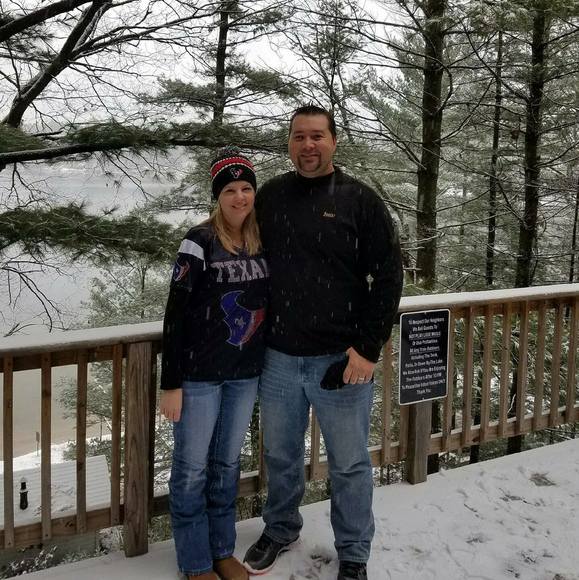 Profile Picture of Guy Nelson (@guynelsonjr) on Poshmark