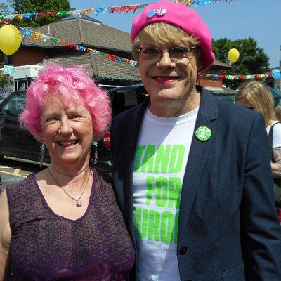 Profile Picture of Cheryl James (@pinkrockylady) on Twitter